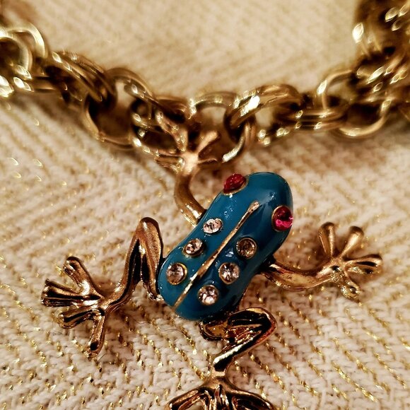 Gold-Tone Frog Charm Bracelet – Playful Elegance with Pearls and Heart Accent, G - Picture 1 of 5